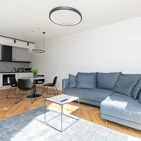 Hilltop - Wilmsi Apartment *